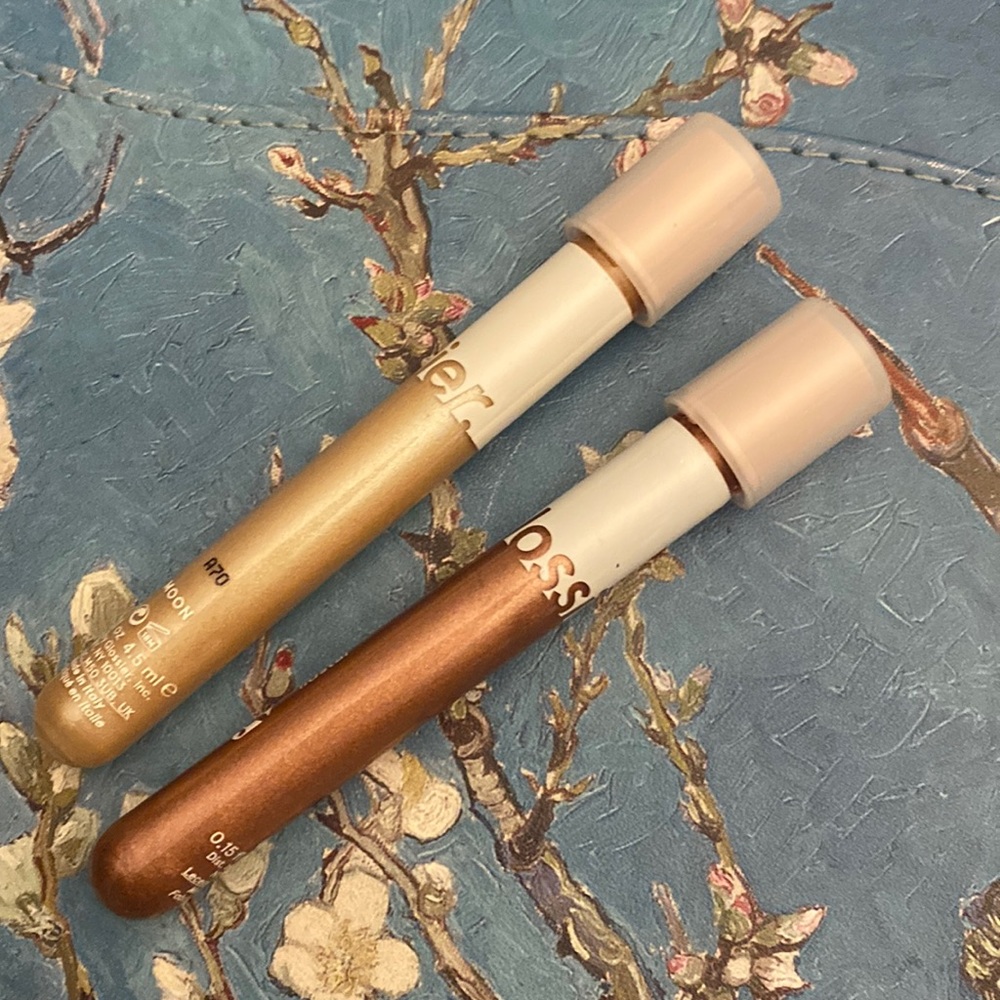 Glossier liquid eyeshadow bundle